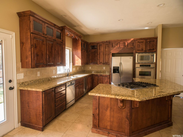 1162 E 3200 S, Bountiful, UT 84010 — photo 4