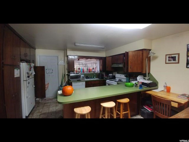 515 E Center St, Springville, UT 84663 — photo 8