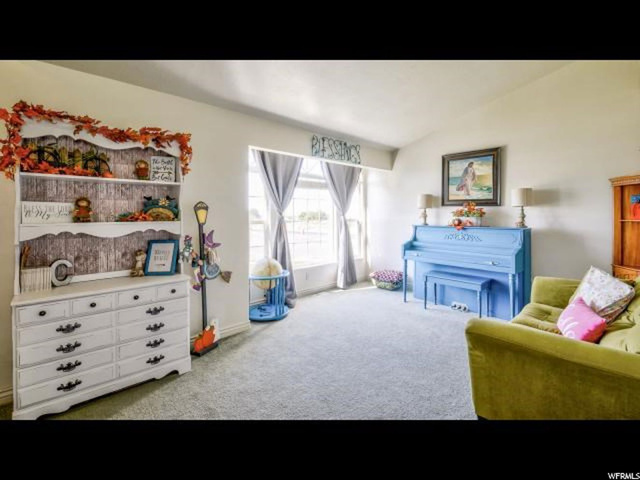 1774 N 3420 W, Clinton, UT 84015 — photo 8
