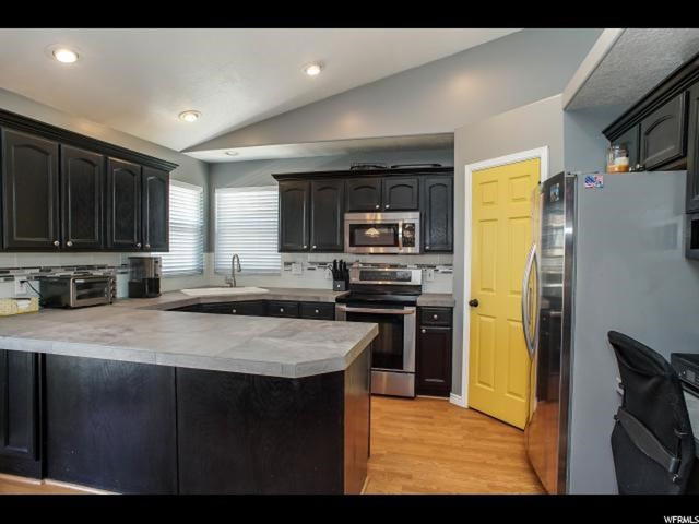 1042 E 3400 N, Layton, UT 84040 — photo 8