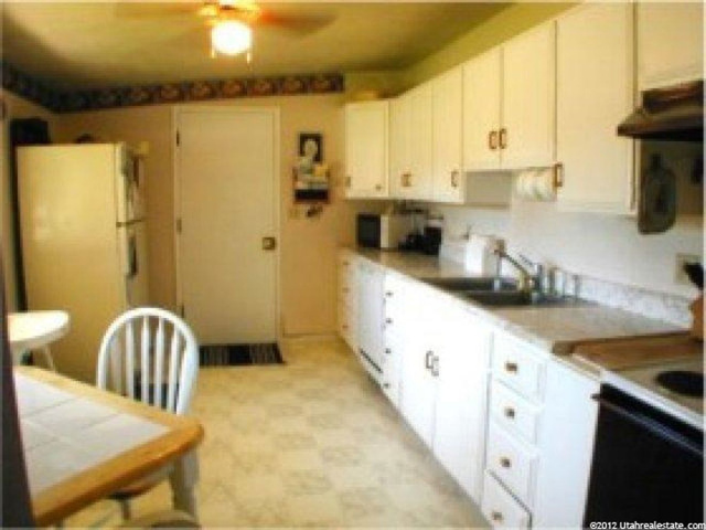 1439 Marilyn Dr, Layton, UT 84041 — photo 5