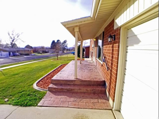 192 S Fishburn W, Brigham City, UT 84302 — photo 2