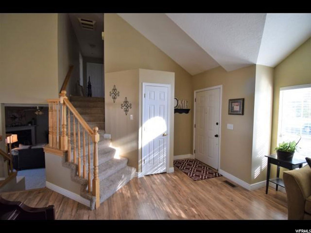 879 E Avila Dr, Sandy, UT 84094 — photo 4