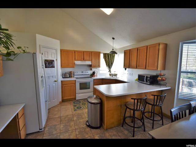 879 E Avila Dr, Sandy, UT 84094 — photo 6