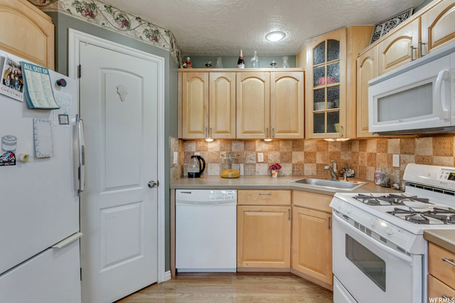 2546 W 6000 S, Roy, UT 84067 — photo 8