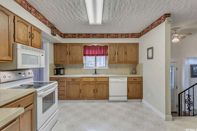 2546 W 6000 S, Roy, UT 84067 — photo 11