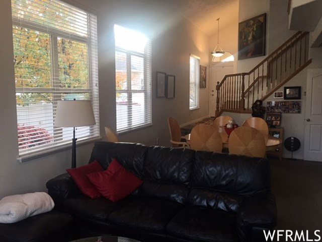1376 E Old Maple Ct S, Murray, UT 84117 — photo 2