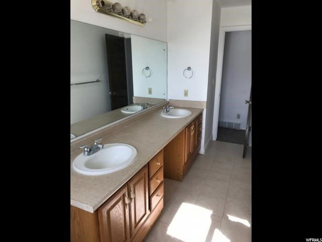 2027 W 4300 S, Roy, UT 84067 — photo 9