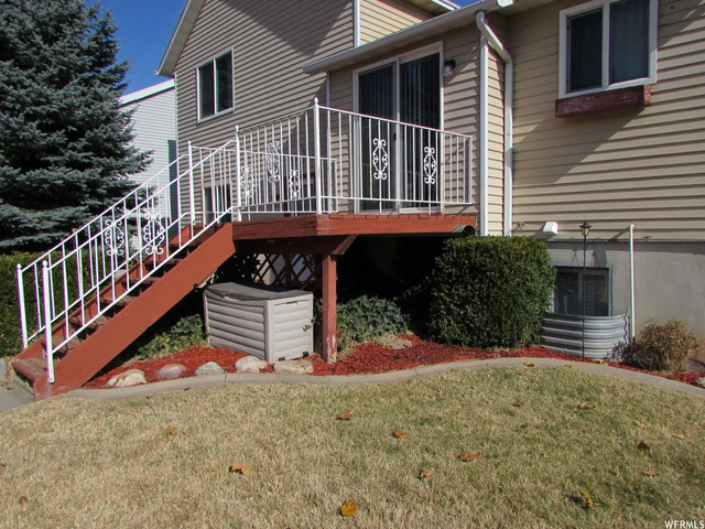 1901 N 285 W, Layton, UT 84041 — photo 4