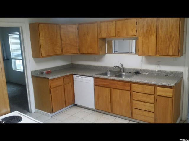 147 E 1470 S, Farmington, UT 84025 — photo 4