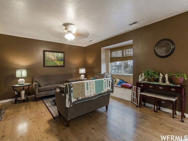 473 Oakbrook Cir, Logan, UT 84321 — photo 2