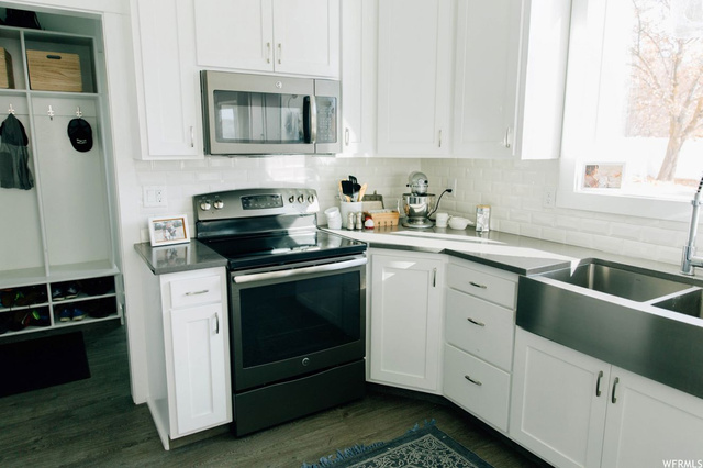 458 S 750 E, River Heights, UT 84321 — photo 6