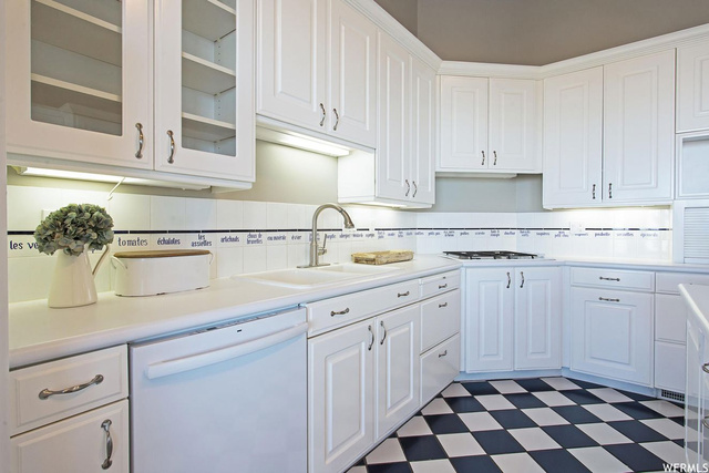 84 S Bountiful Blvd, Bountiful, UT 84010 — photo 11