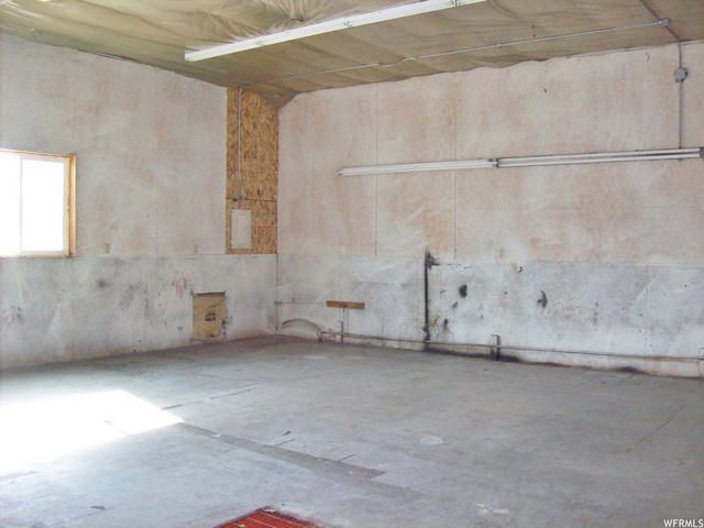 332 S 200 E, Roosevelt, UT 84066 — photo 10