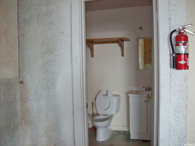332 S 200 E, Roosevelt, UT 84066 — photo 9