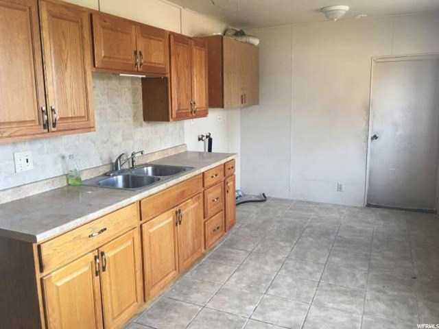 555 N 900 W, Orem, UT 84057 — photo 7