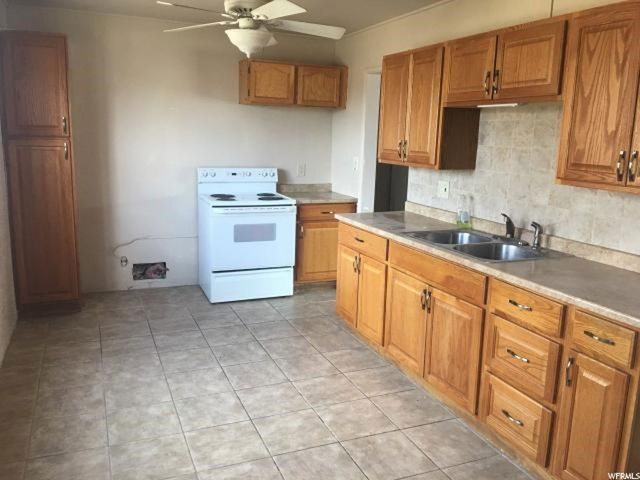 555 N 900 W, Orem, UT 84057 — photo 8