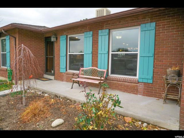 9261 S 1480 E, Sandy, UT 84093 — photo 4