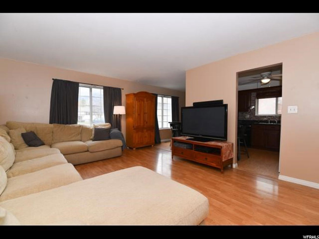 8316 S 1390 E, Sandy, UT 84093 — photo 6