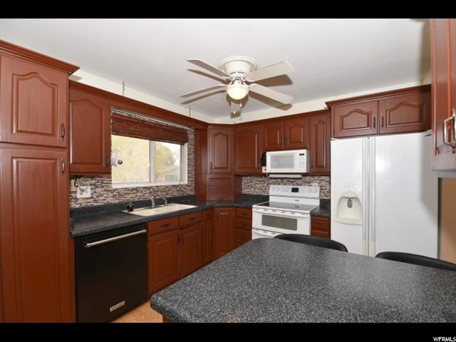 8316 S 1390 E, Sandy, UT 84093 — photo 12