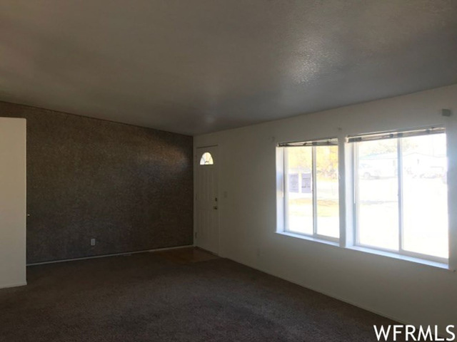 390 Molen Rd E, Ferron, UT 84523 — photo 3