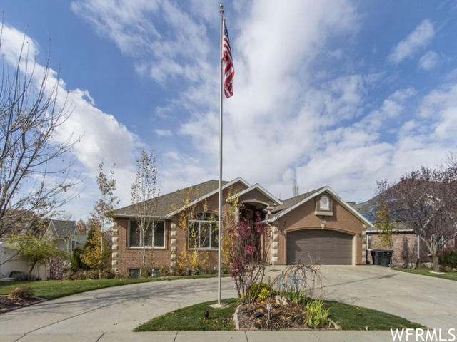 472 S Davis Blvd, Bountiful, UT 84010 — photo 2