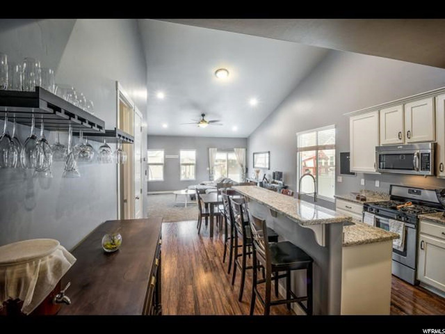 203 E Flicker Dr, Sandy, UT 84070 — photo 8