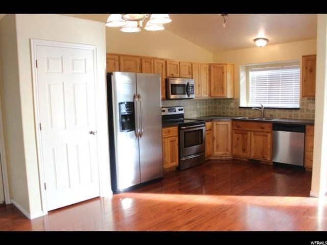 463 Red Oak Dr, North Logan, UT 84341 — photo 6