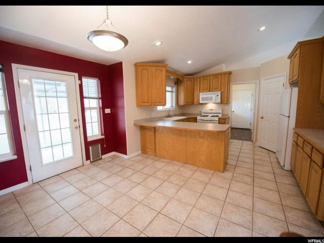 576 N 900 E, Nephi, UT 84648 — photo 8