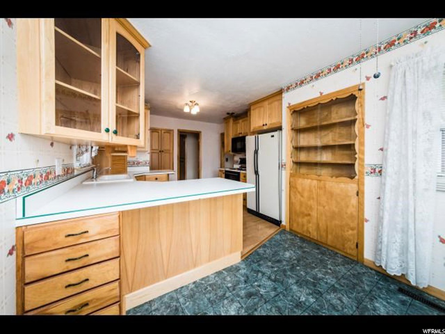 130 W 400 S, Logan, UT 84321 — photo 3