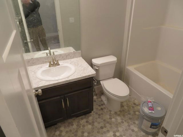 402 S 1250 E, Hyrum, UT 84319 — photo 4