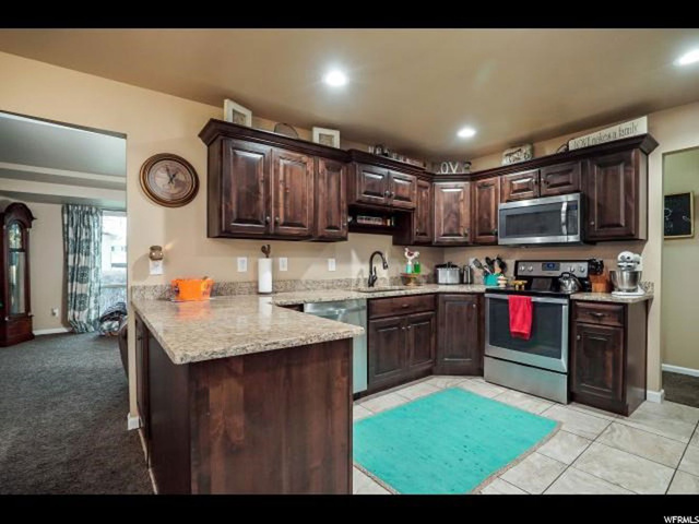 5477 S 925 E, South Ogden, UT 84405 — photo 7