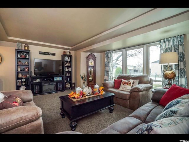 5477 S 925 E, South Ogden, UT 84405 — photo 3