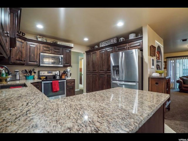 5477 S 925 E, South Ogden, UT 84405 — photo 8