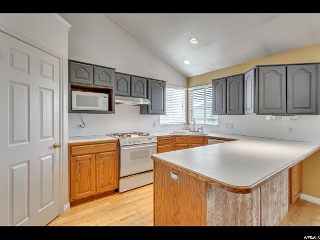 1057 N 400 W, Centerville, UT 84014 — photo 9