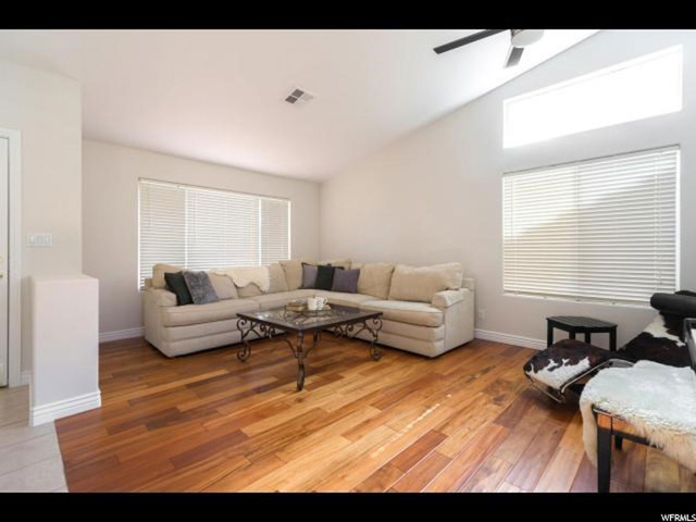 919 N 2500, Hurricane, UT 84737 — photo 2
