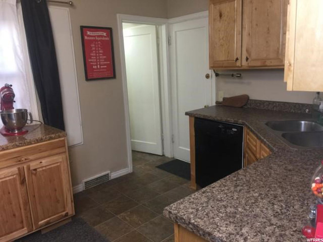 307 N 400 W, Logan, UT 84321 — photo 3