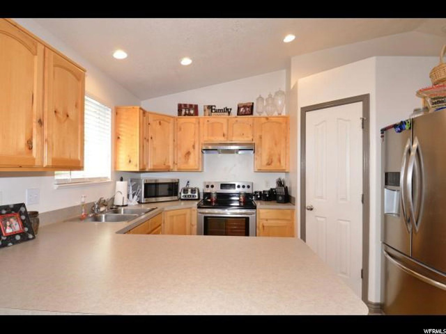 5979 S 2775 W, Roy, UT 84067 — photo 7