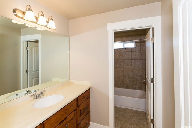 1586 S 1450 W #1, Mapleton, UT 84664 — photo 4