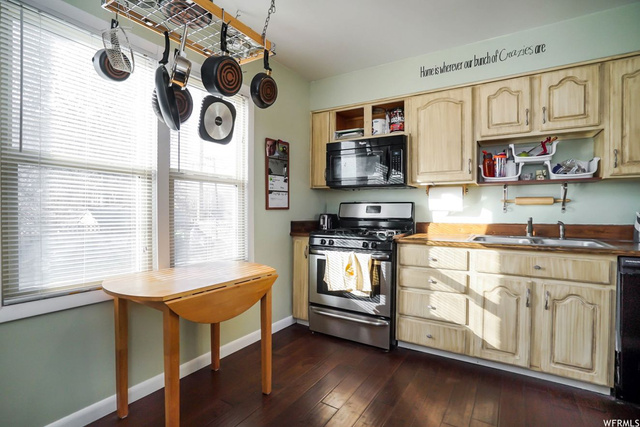 5833 S 2625 W, Roy, UT 84067 — photo 10