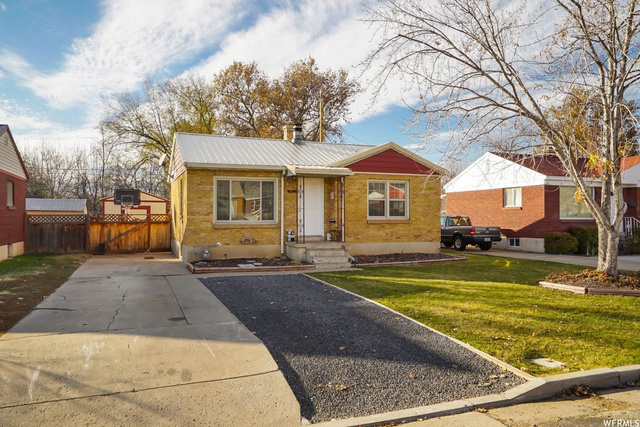 5833 S 2625 W, Roy, UT 84067 — photo 2