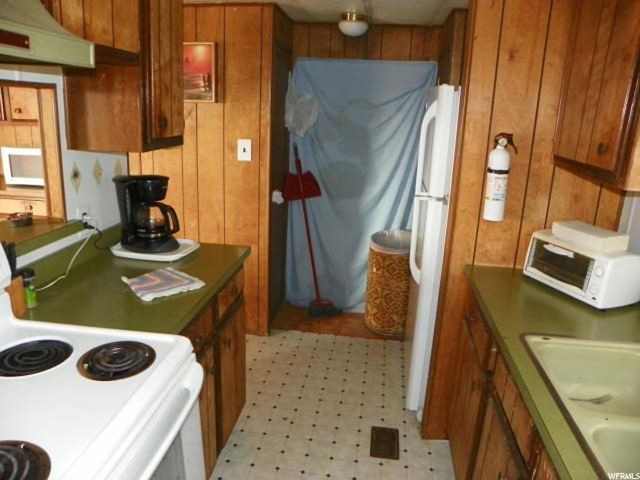 331 E 1400 S, Elsinore, UT 84724 — photo 3