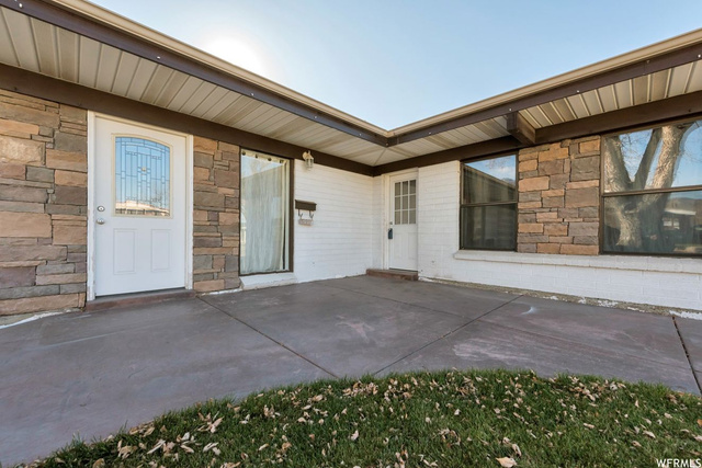 990 E Statice Ave, Sandy, UT 84094 — photo 4