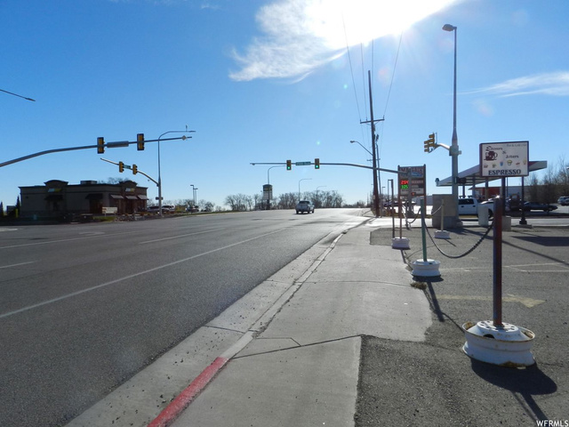 1500 E 2500 S, Vernal, UT 84078 — photo 9