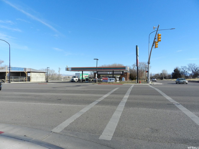 1500 E 2500 S, Vernal, UT 84078 — photo 2