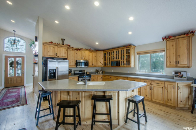 215 Creek Pl, Midway, UT 84049 — photo 9