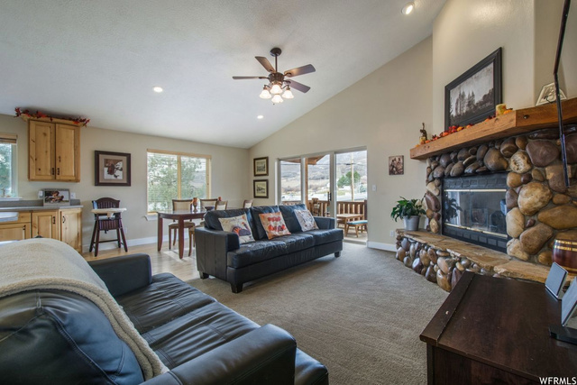 215 Creek Pl, Midway, UT 84049 — photo 4