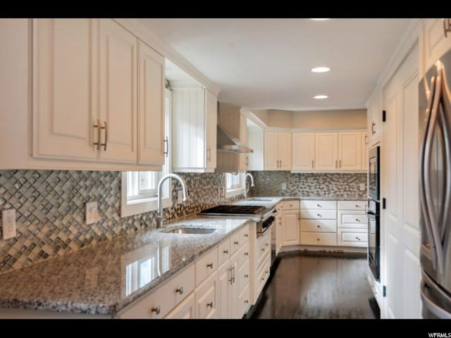 3698 Monarch Dr, Bountiful, UT 84010 — photo 8