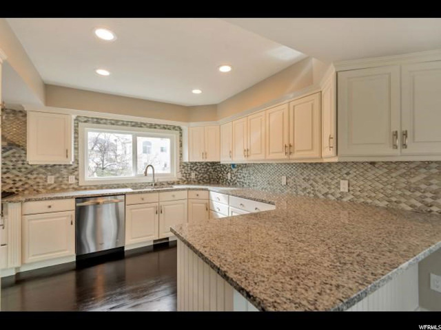 3698 Monarch Dr, Bountiful, UT 84010 — photo 9