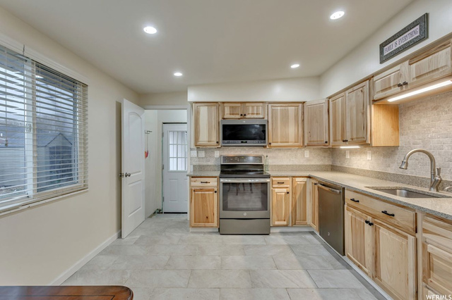 313 E 1700 S, Bountiful, UT 84010 — photo 5